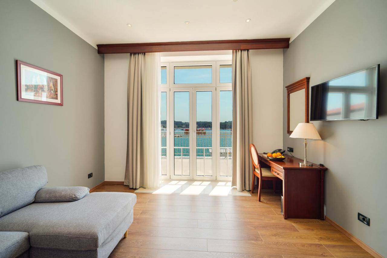 Bo Hotel Palazzo Porec Exterior photo