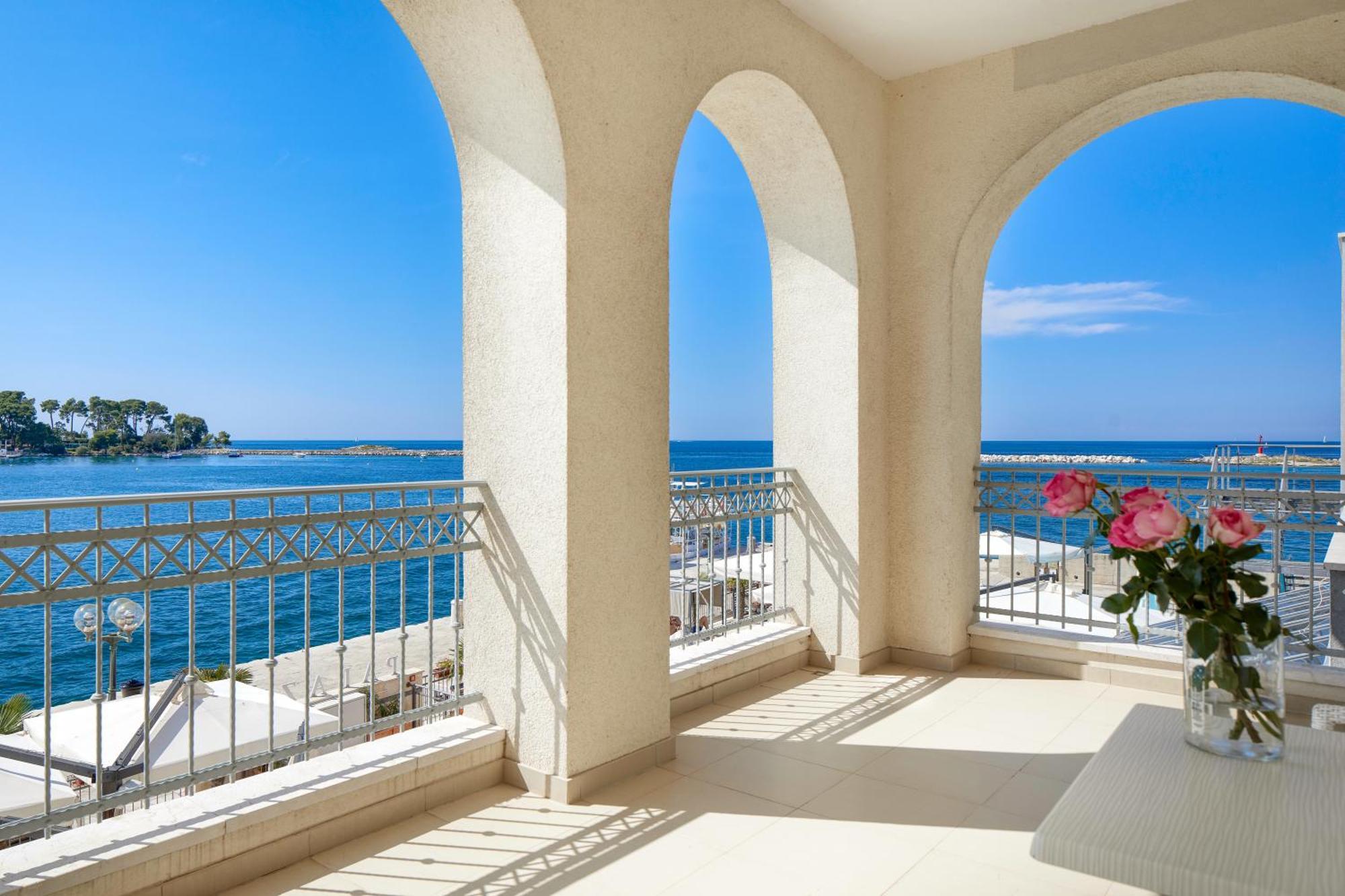 Bo Hotel Palazzo Porec Exterior photo