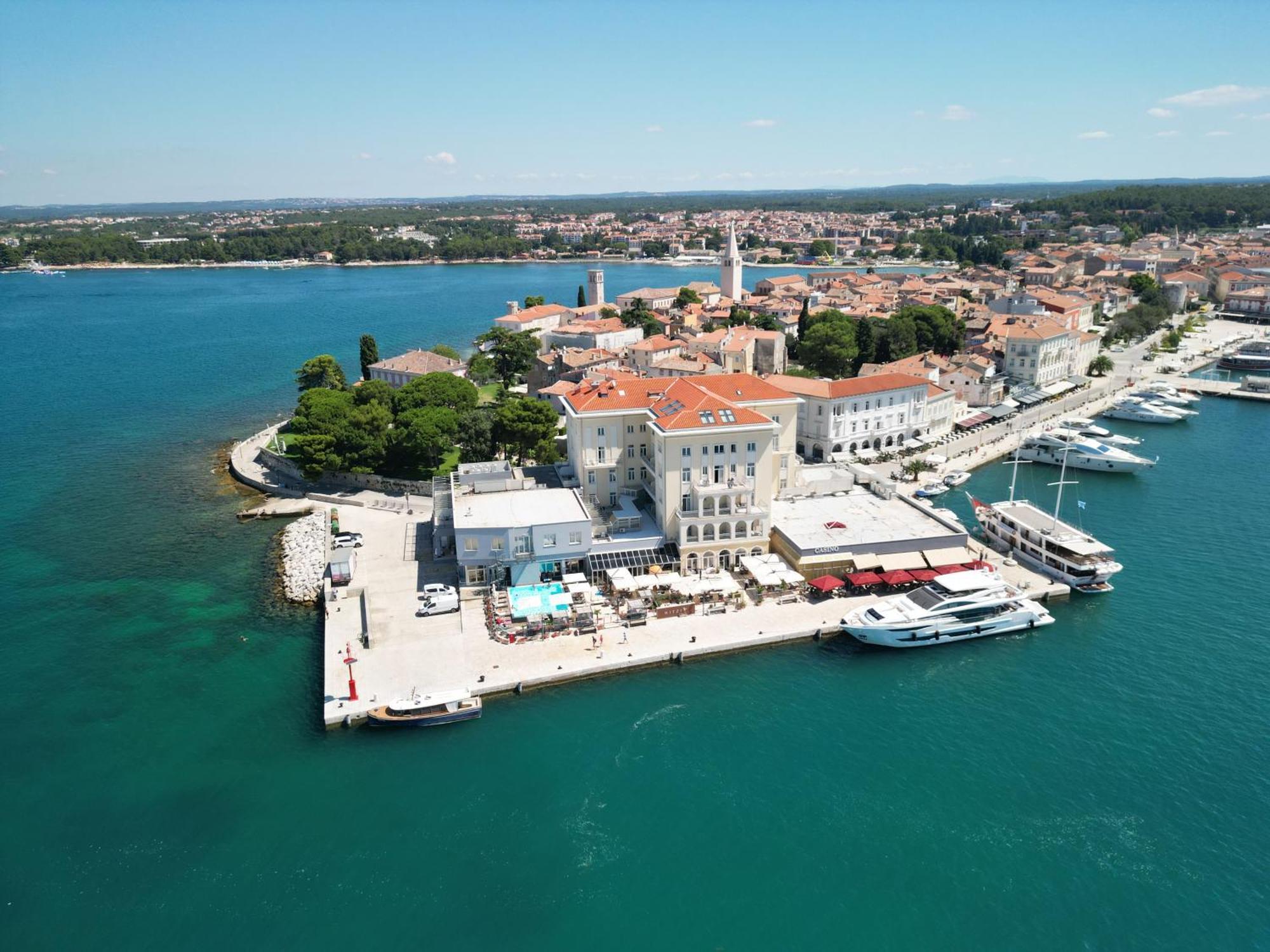 Bo Hotel Palazzo Porec Exterior photo