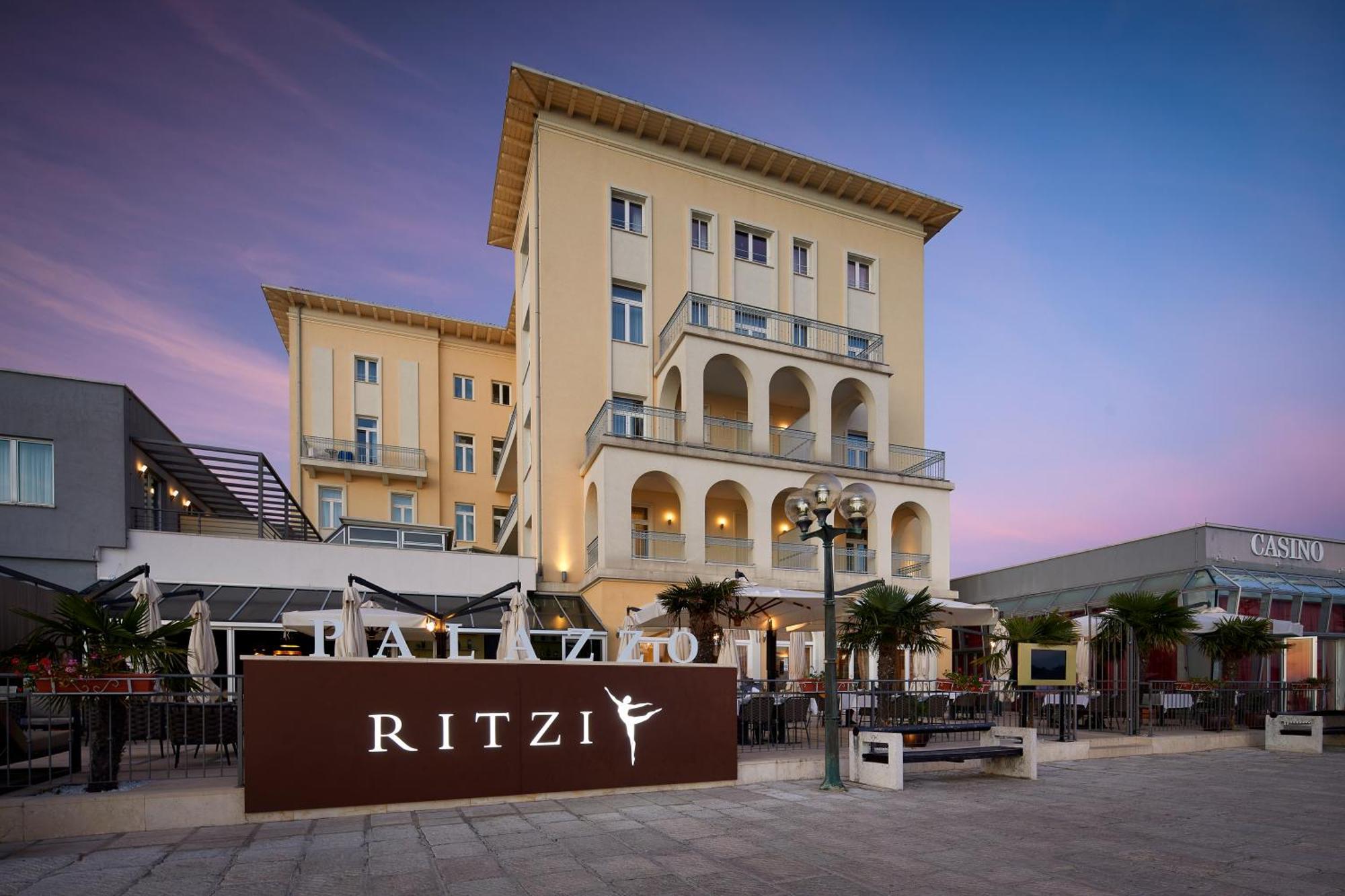 Bo Hotel Palazzo Porec Exterior photo