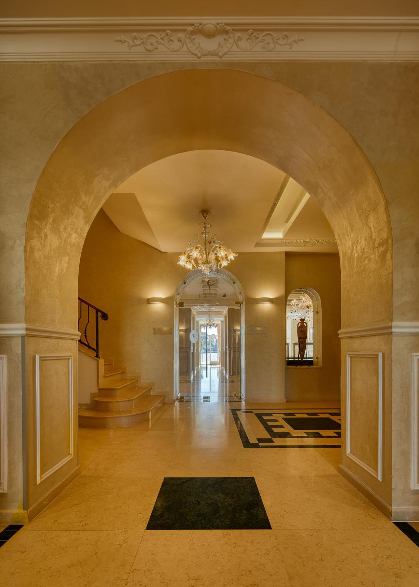 Bo Hotel Palazzo Porec Exterior photo